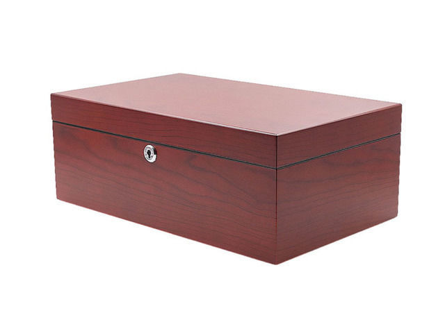 Humidor BRIGHAM Cherrywood Humidor - Solstice 75 Cigars