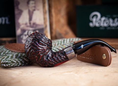 Pipe Of The Year 2024 Pipe PETERSON Pipe Of The Year 2024 - Rustiquée 9mm